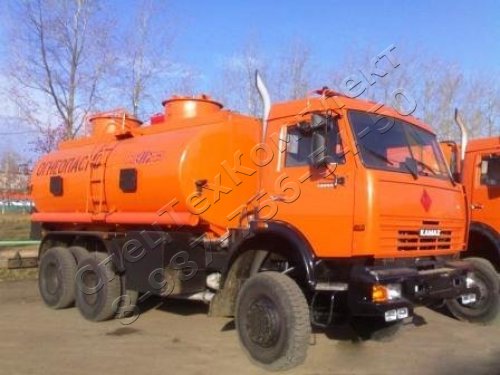 Топливозаправщик на базе КАМАЗ 65115 с цистерной на 1/2 секции
